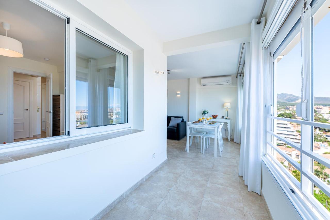 797 Rentals- Espectacular Piso Con Vista Al Mar Y Al Puerto Appartement Benalmádena